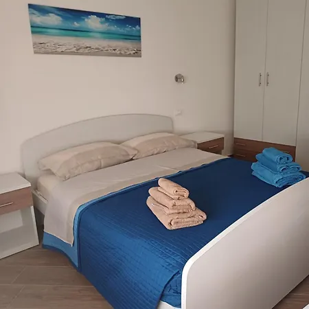 Chiara Roseto Degli Abruzzi